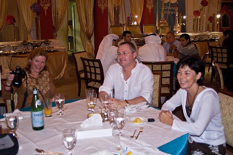 PICT1352.jpg - Beim iftar (Fastenbrechen)