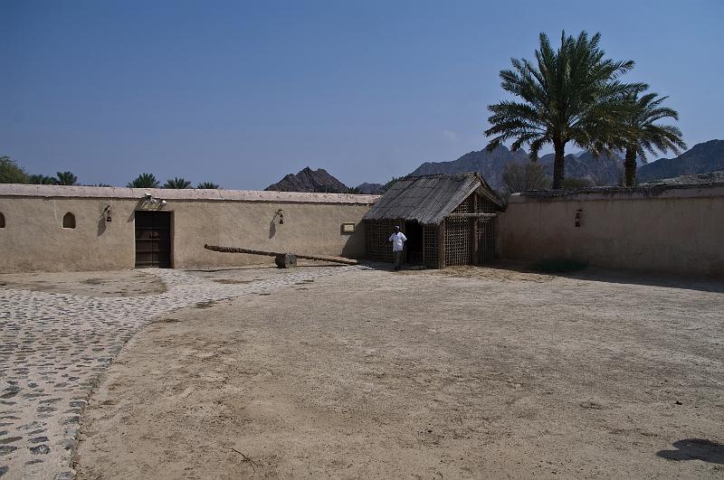 PICT1566.jpg - Hatta Heritage Village
